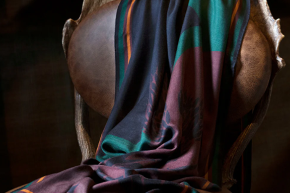 Luxury cashmere scarf made in Scotland