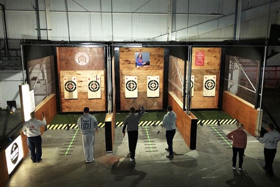 Black Axe Throwing in Edinbrugh