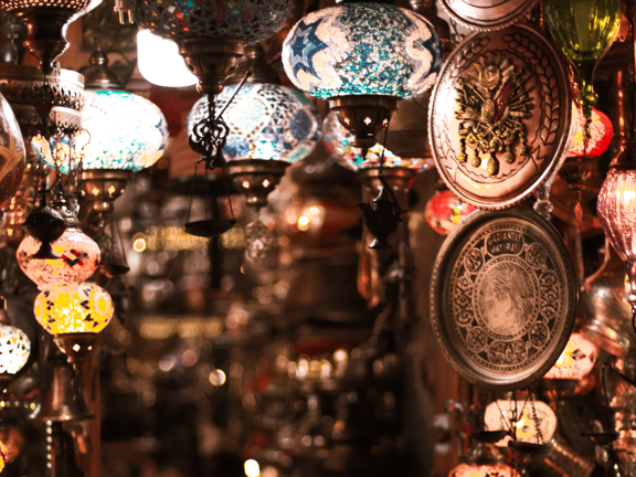 Souvenir shop in Edinburgh with intricate and ornate lanterns