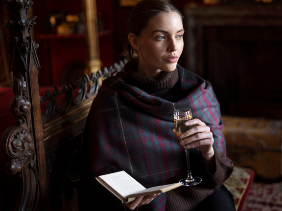 Female Black Tartan 2 (3)