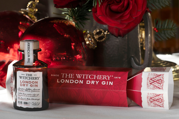 Witchery Gin Cracker