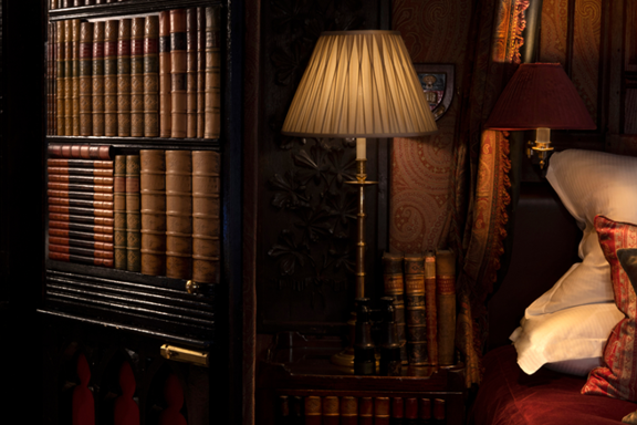 The library suite for booklovers in Edinburgh