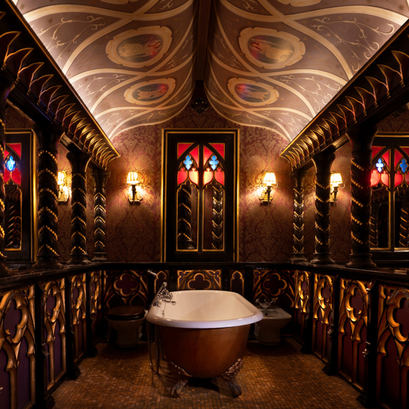 Luxurious Bathroom in The Heriot Suite at The Witchery in Edinburgh